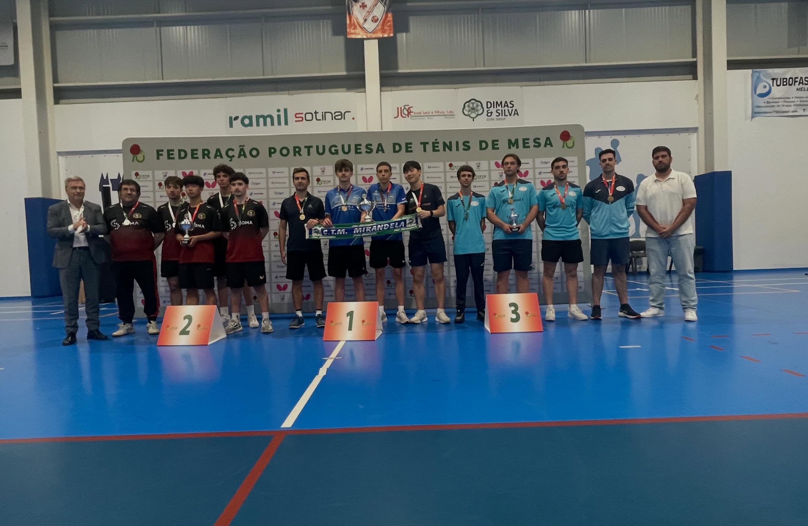 CN Eq Sub21 masc pódio