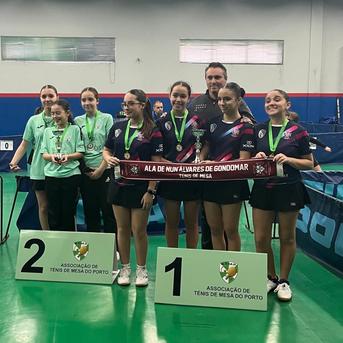 Eq. Sub15 fem podium